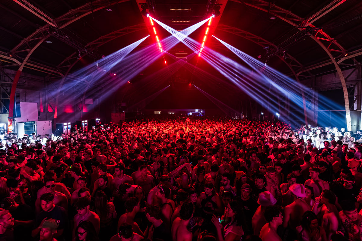 Loading... just a sec